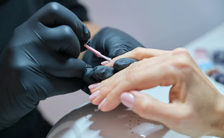 Manicure